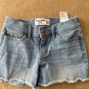 Used! Abercrombie Kids Light Blue Denim Shorts (girls 9/10)